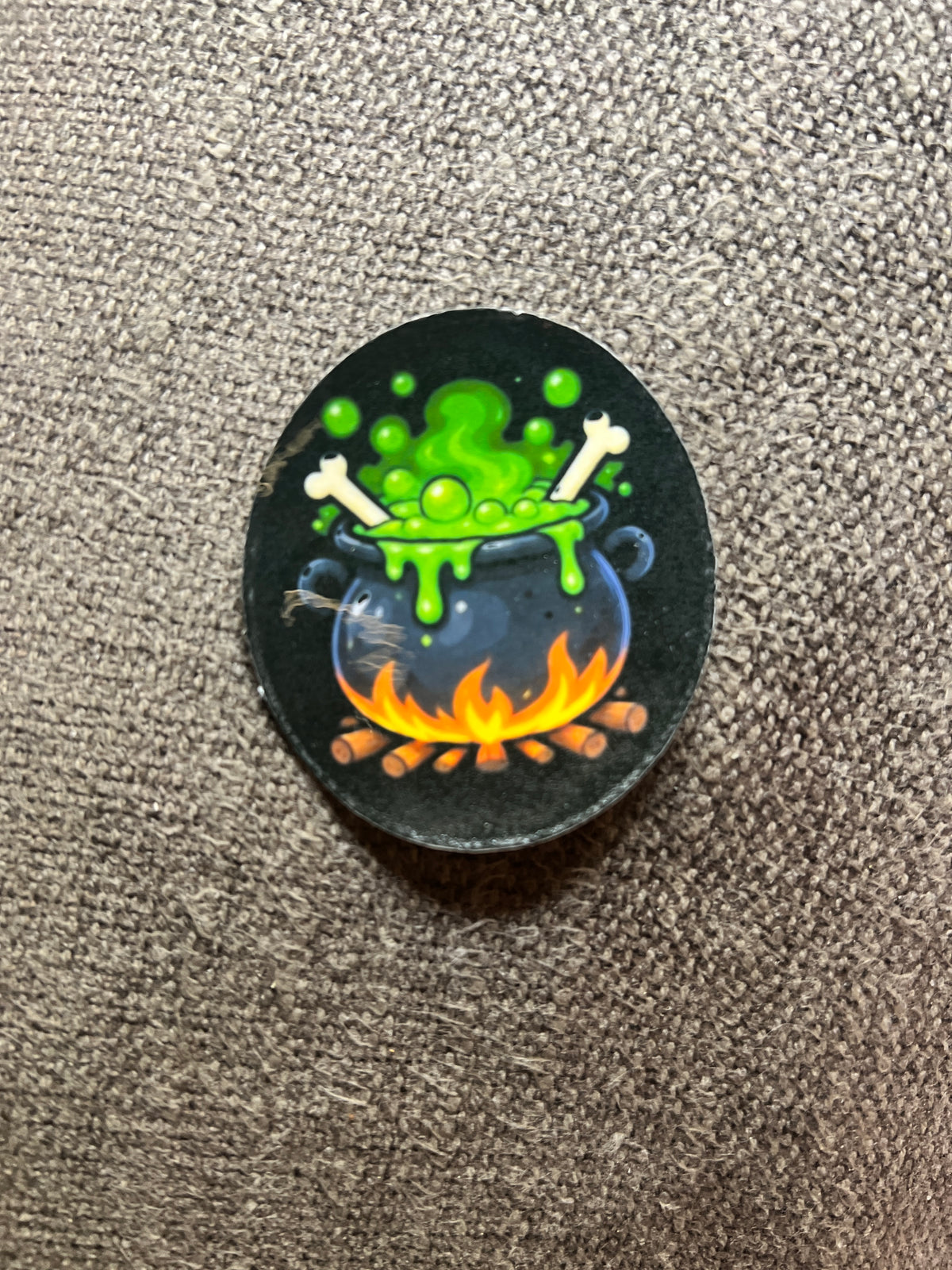 Round Cauldron
